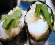 Гункан-суши с гребешками